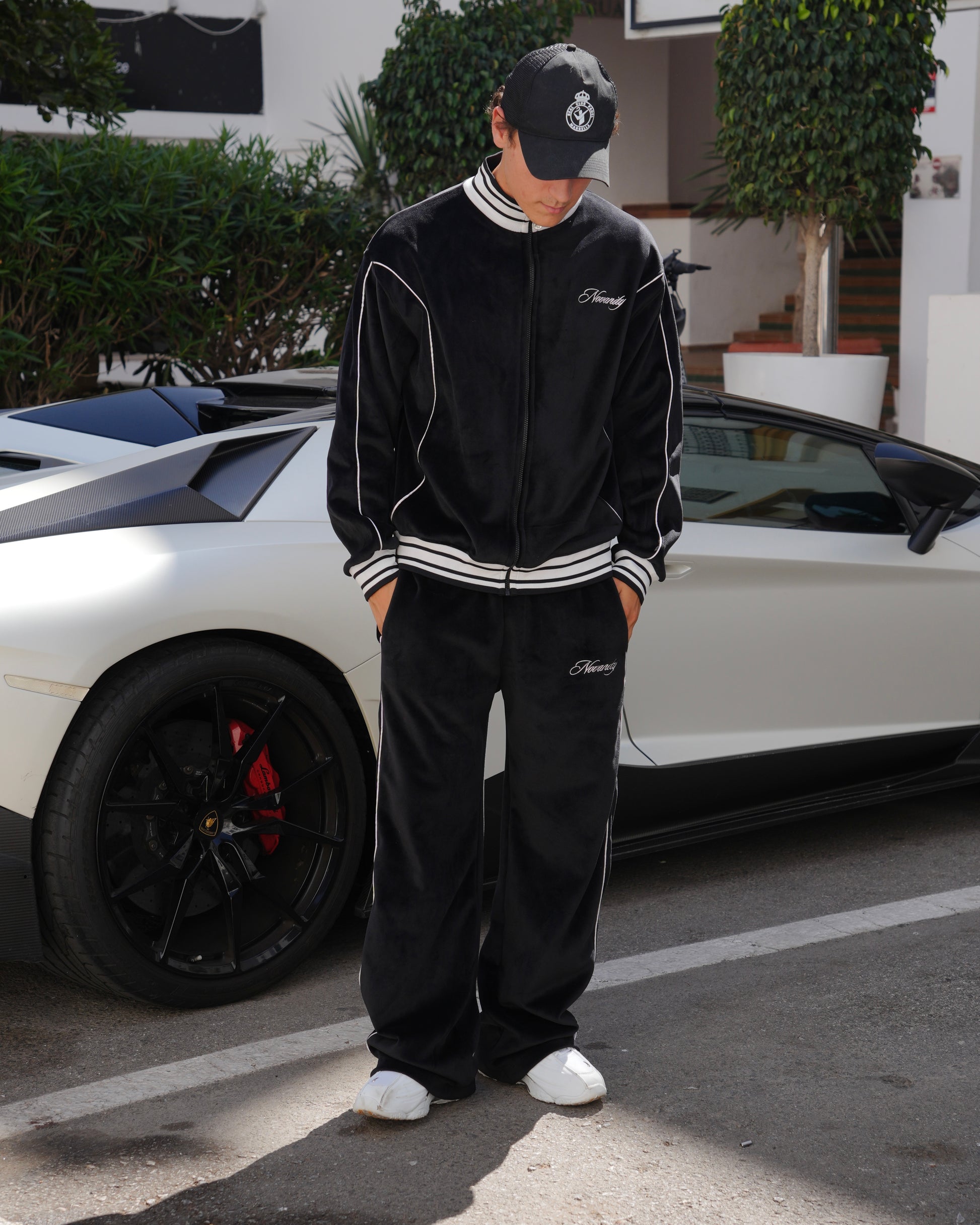 Velour Jogger Black